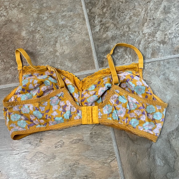 Savage x Fenty Bralette - Picture 3 of 4